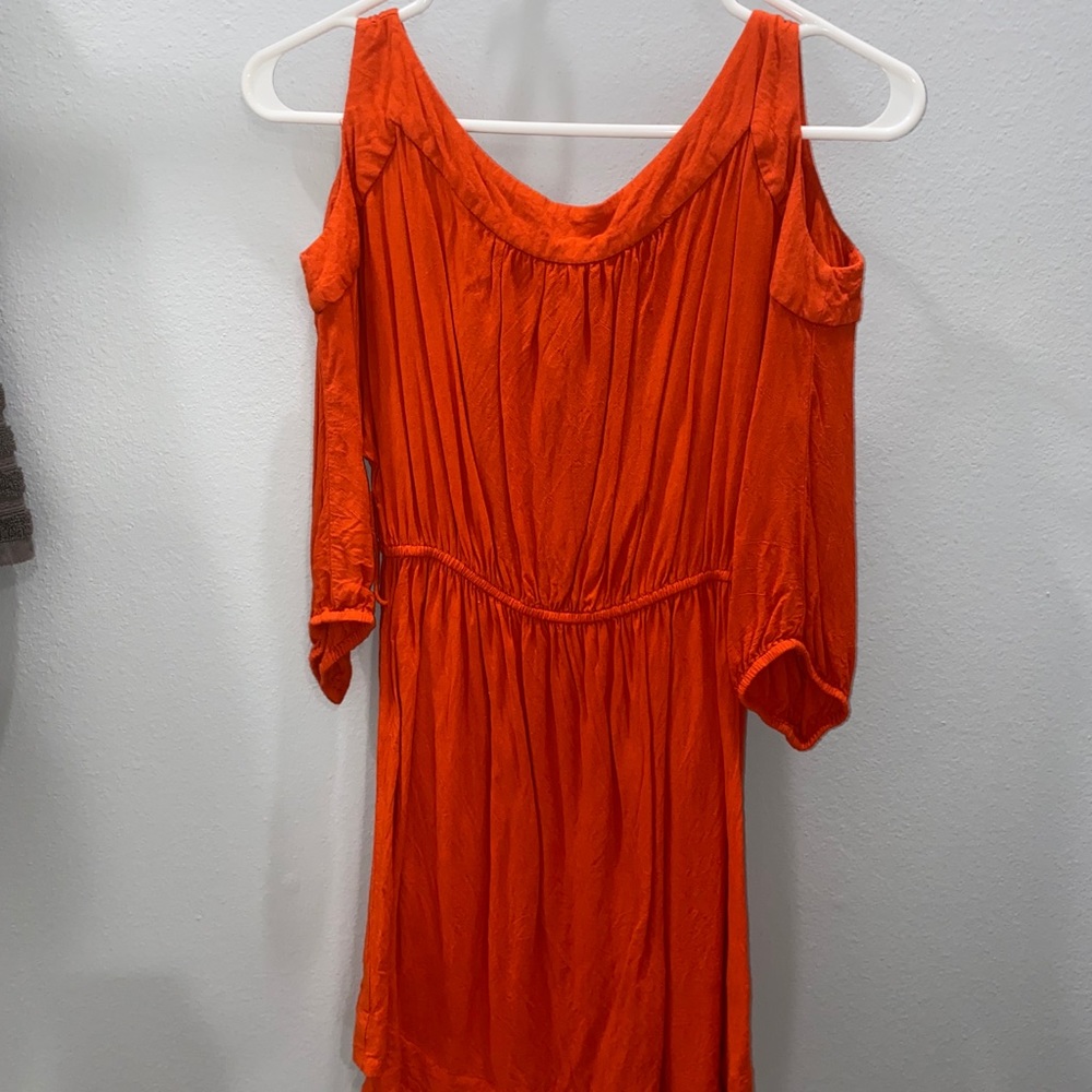 Cold shoulder top